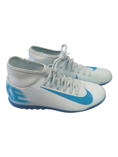 Used Nike FQ8317-400 Soccer Turf Shoes Carolina Blue Junior 04.5 11862-S000092162