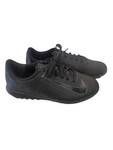 Used Nike FQ8287-002 Soccer Turf Shoes Black Junior 04 11862-S000092161