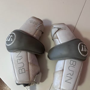 Youth Youth Warrior Burn Arm Pads (Used)
