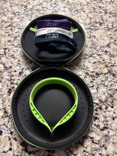 Q-Collar Size 13 with case and 3 color sleeves