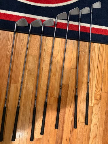 Men's Mizuno T-Zoid Pro II Forged Right Handed Iron Set (Used)