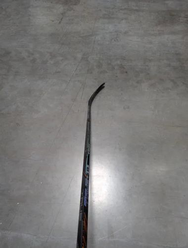 Left Hand JUNIOR 50 Flex True Hzrdus 9x4 Hockey Stick (New)