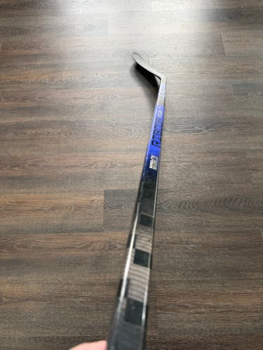 Junior CCM Ribcor Trigger 8 Pro Left Hand Hockey Stick P28 30 Flex (Used)