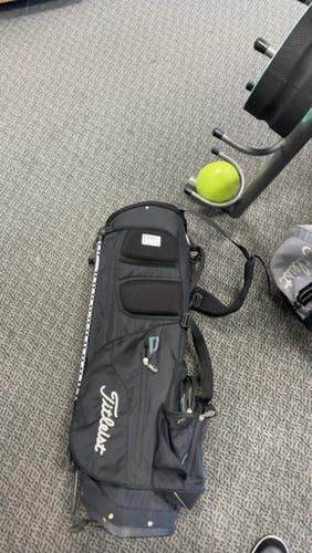 Used Titleist Mens Stand Bag None 11793-S000261312