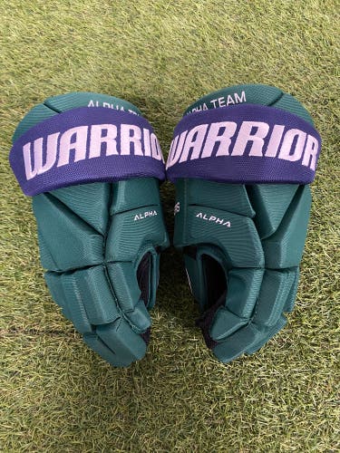 Green Senior Warrior Alpha Team Gloves 14" Whalers Pro Stock (New)