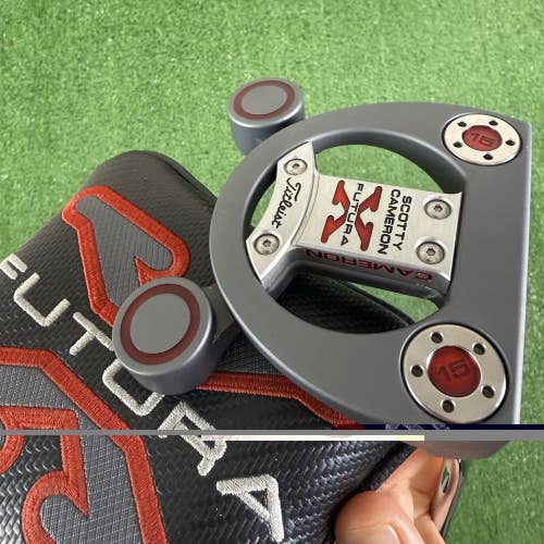 Scotty Cameron Titleist 1st of 500 Futura X Limited Edition Mallet Putter 35