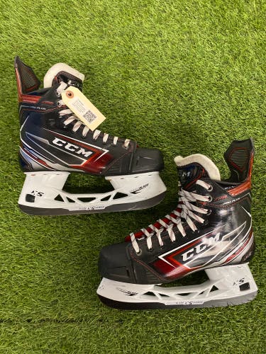 Senior CCM JetSpeed XTra Pro Plus Hockey Skates Regular Width 7.5 (Used)