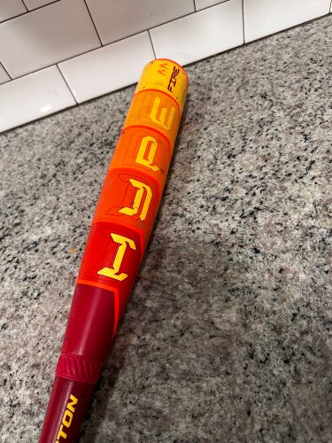 2025 Easton Hype Fire Composite USSSA Certified Bat (-8) 23 oz 31" (Used)