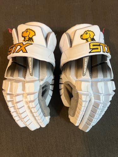 UMBC Team Issued Never Worn STX Surgeon RZR2 Lacrosse Gloves Large (New)
