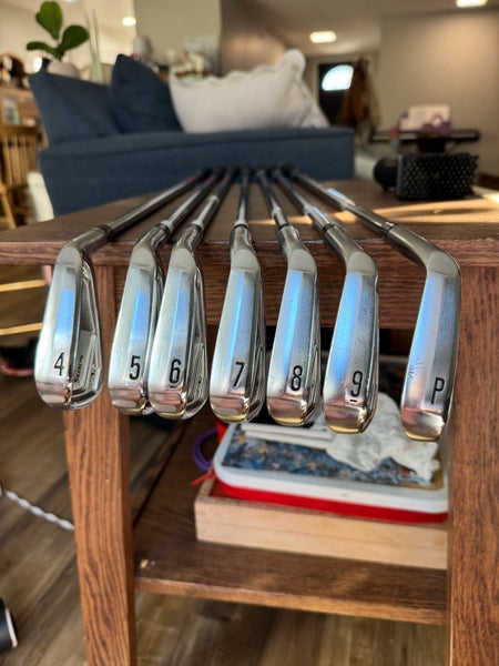 Srixon ZX7 MKII, N.S. Pro Modus3 120 Stiff Right Handed Clubs (Full Set) Stiff Flex 7 Pieces (Used