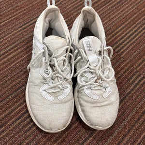 White Men's Size M 10.0 (W 11.0) Adult Under Armour Harper Turf Shoes (Used)