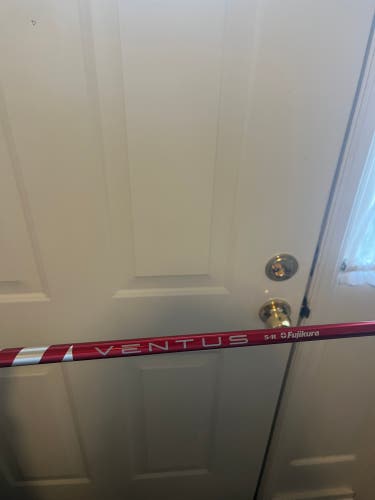 Men's Fujikura Ventus Velocore Shaft Regular Flex Graphite Shaft (Used)