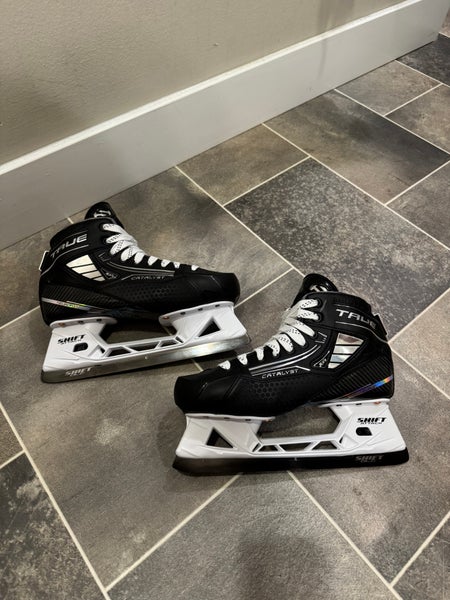 2024 True Catalyst 9X4 Hockey Goalie Skates Regular Width 8 (New)