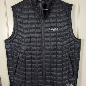 The North Face Thermoball Eco Trek Vest Mens XL Black Full Zip Quilted Outdoor