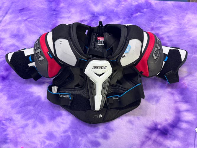 Medium Senior CCM JetSpeed FT6 Shoulder Pads (Used)