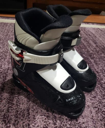 KIDS 18.0/TODDLER SIZE 12 SKI BOOTS DALBELLO CX SPORT 1*USED* WASHED/CLEANED