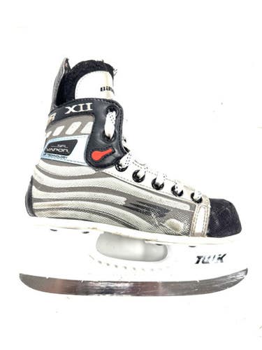 Used Bauer XII Youth Hockey Skate Youth 13.5 11860-S000303058
