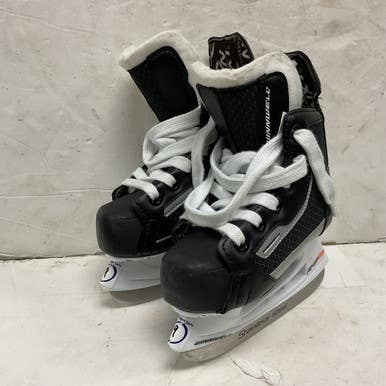 Used WinnWell AMP 300 Youth Hockey Skate Youth 09.0 11855-S000197685