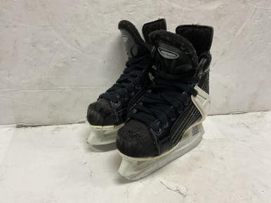 Used CCM SUPER RAPIDE Youth Hockey Skate Youth 10.0 11855-S000197639