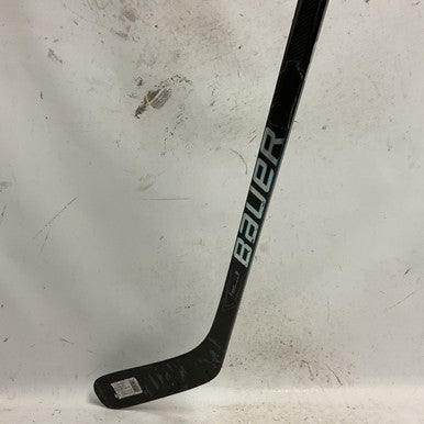 Used Bauer NEXUS 1N Junior One Piece Right Black And Carolina Blue 40 Flex 11855-S000197583