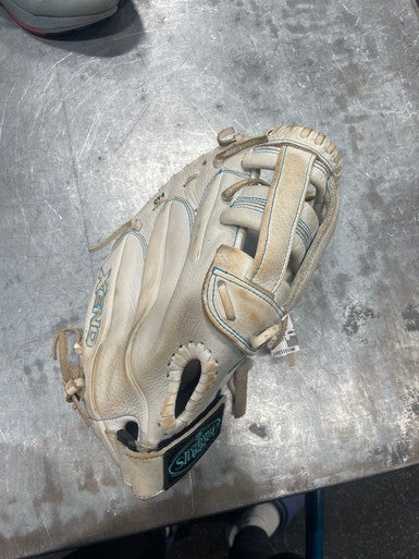 Used Louisville Slugger XENO BB/SB First Base RH Throw White 13" 11337-S000477651