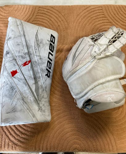 White Intermediate Bauer Vapor X5 Pro Goalie Glove & Blocker Set Regular (Used)