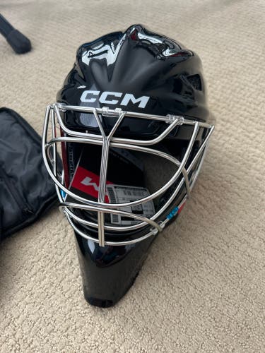 Senior Medium CCM AXIS XF Goalie Mask Cat-eye (New) Non-certified