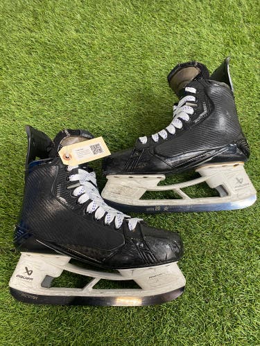 Senior Bauer Supreme Mach Hockey Skates Pro Stock 9.5 (Used)