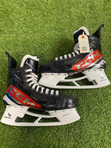 Senior CCM JetSpeed FT6 Pro Hockey Skates Pro Stock 9.5 (Used)