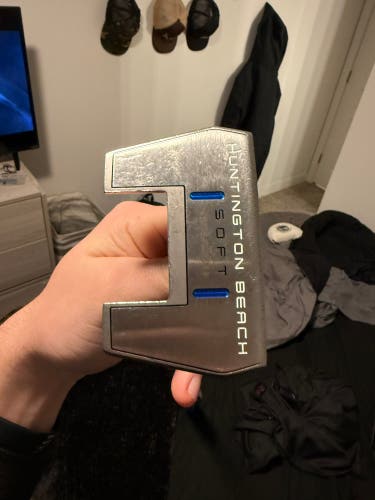 Cleveland Huntington Beach Soft 11c Mallet Right Handed Putter (Used)