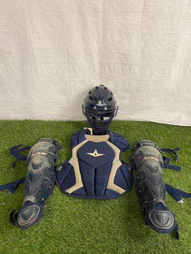 Youth All Star Player's Series 9-12 Catcher's Set (Used)
