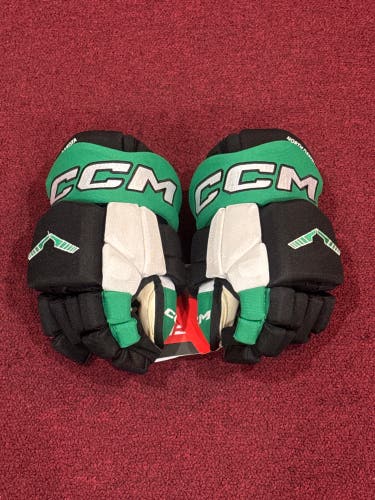 CCM HGTKPP Gloves 13" Pro Stock (New) Item#NDTK13