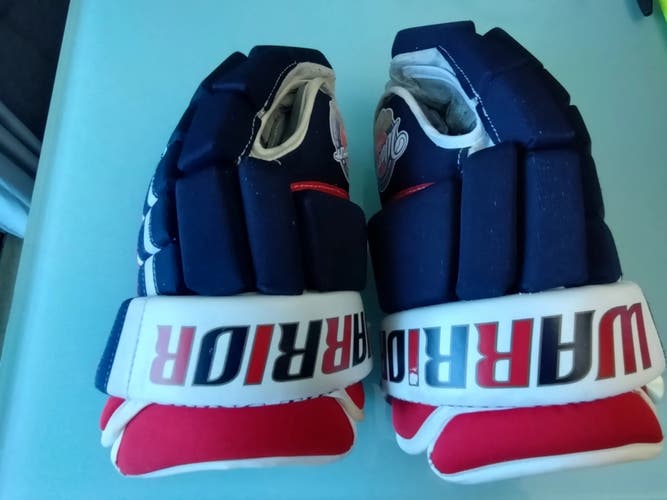 Warrior Franchise Gloves red/blue/white 14" Rare