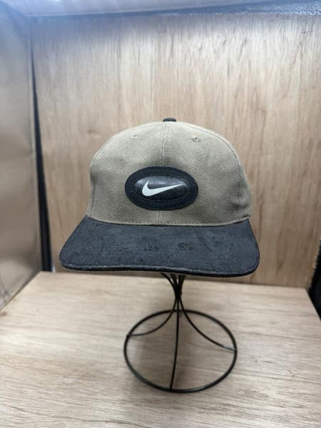 Vintage Nike Air Max Grey / Black Strap Back Hat 90s Y2K Vintage Nike Air Max Grey / Black Strap Back Hat 90s Y2K