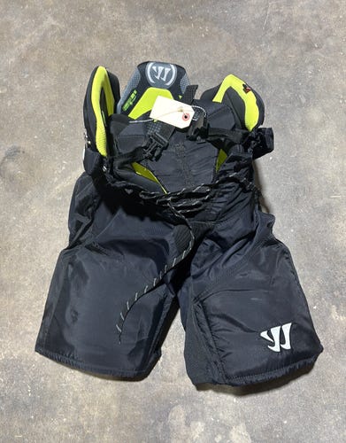 Black Junior XL Warrior Alpha LX PRO Hockey Pants (Used)