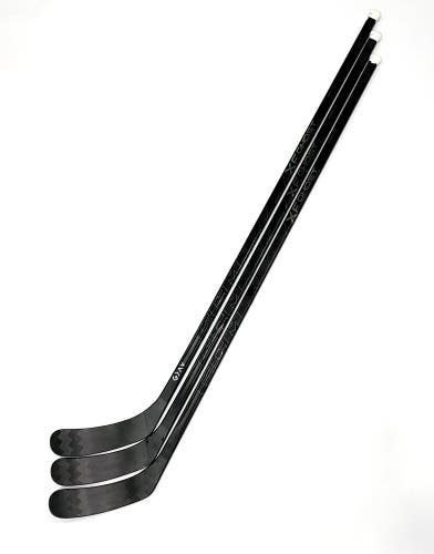 3-pack CCM Trigger 10 Pro (XF Pro dress) Pro Stock - RH, P90 1/4, 70 Flex