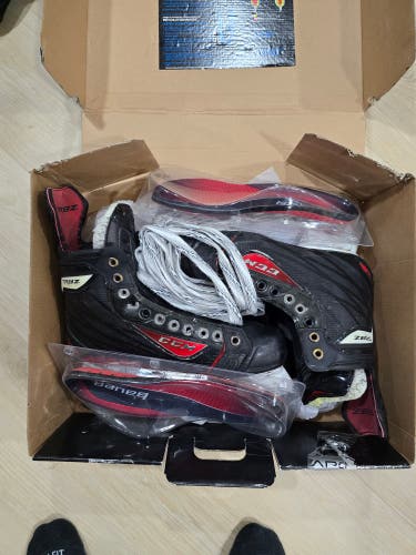 CCM RBZ Hockey Skates Regular Width 8 (Used)