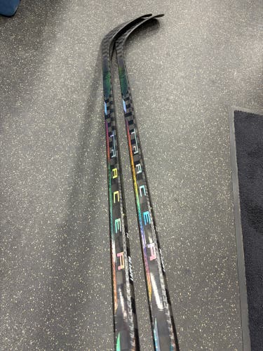 Senior Bauer Team Nexus Left Hand Hockey Stick Mid Pattern 77 Flex Pro Stock (Used)