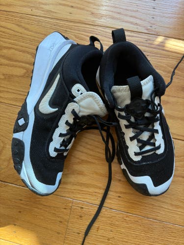 Black Men's Size M 6.5 (W 7.5) Adult Nike Air Diamond Turf Shoes (Used)