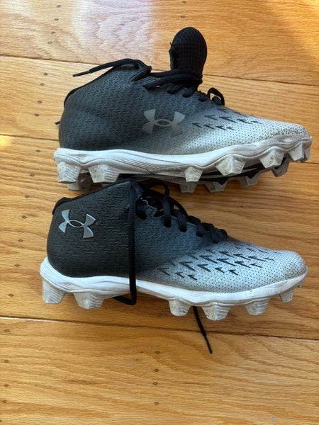 Men's 6Y (Big Kids / Youth) Under Armour Spotlight MC Mid Top Molded Cleats (Used)