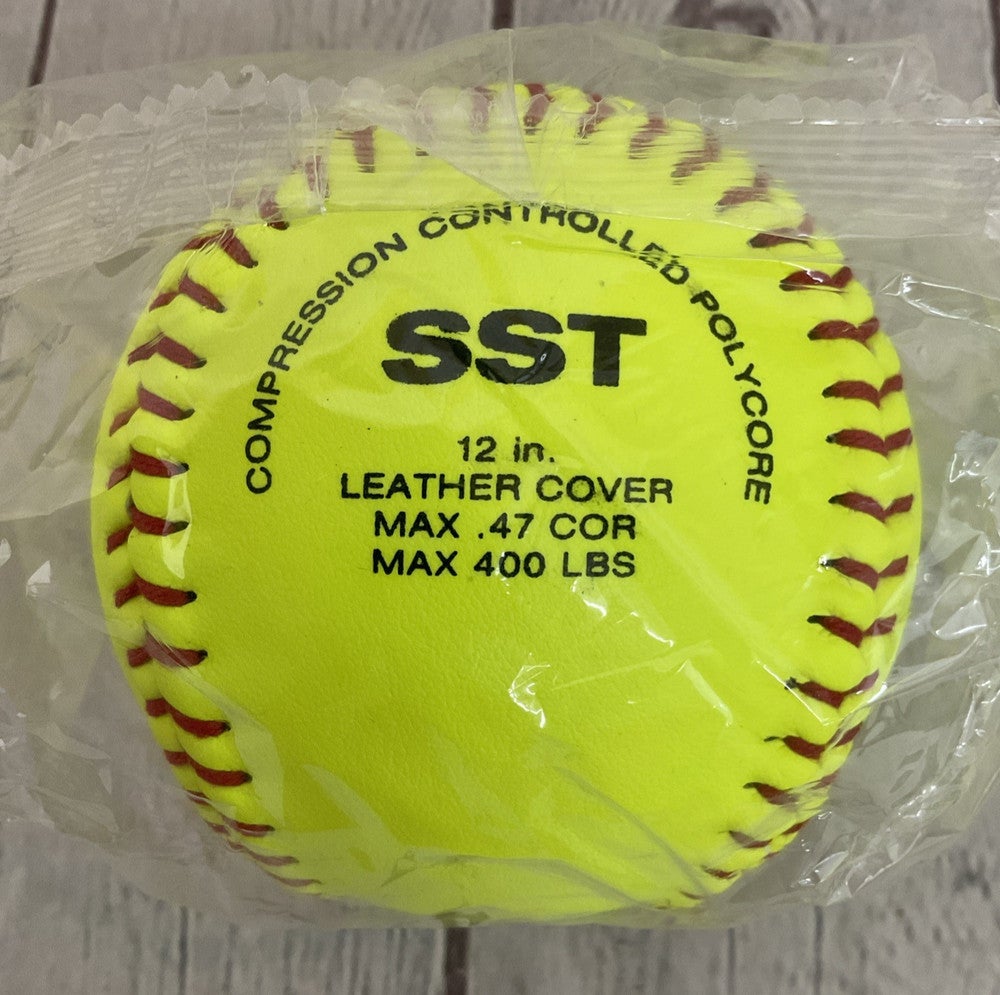 Wilson Collegiate Series A9010 Fastpitch Softballs - Thumbnail 5