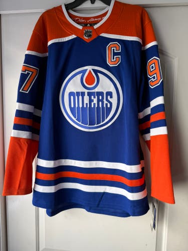 Edmonton Oilers Size 50 Men's Adidas Jersey (New)