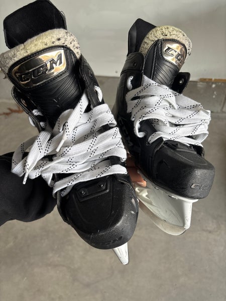 CCM Ribcor 86K Hockey Skates Regular Width Size 6.5 (Used)