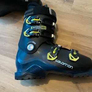 Mondo 22 & 22.5 Salomon X Access 80 Wide Ski Boots (Used)