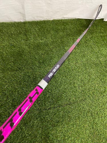 Custom Senior Bauer Twitch Hockey Stick Right Handed P28 65 Flex (New)