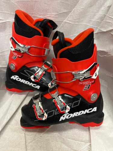 Kid's Nordica Speedmachine J 3 All Mountain Ski Boots (Used) Mondo 23 / 23.5