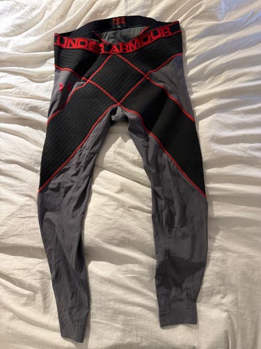 Black XXL Men's Under Armour Compression (Used)