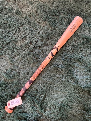 Dbat Hybrid Maple Senior League Bat 19 oz 29"