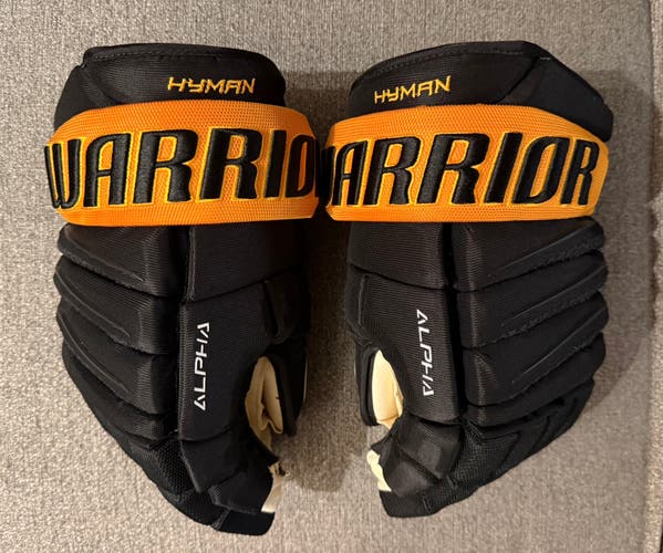 Zach Hyman Warrior Alpha DX Pro Gloves