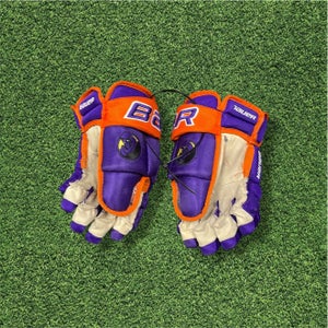 USED YOUNGSTOWN PHANTOM BAUER GLOVES - 13”